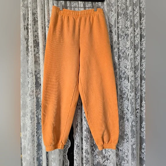 TNA Mega Cozy Sweatpants – XS – Soft Fleece Joggers - Picture 2 of 11